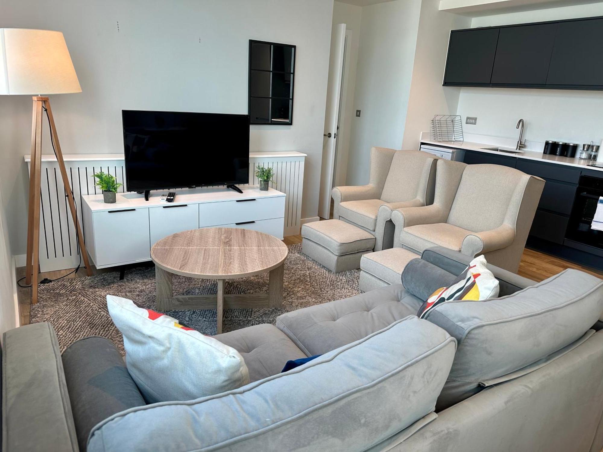 Lovely 1 Bed Apartment - Old Trafford Μάντσεστερ Εξωτερικό φωτογραφία